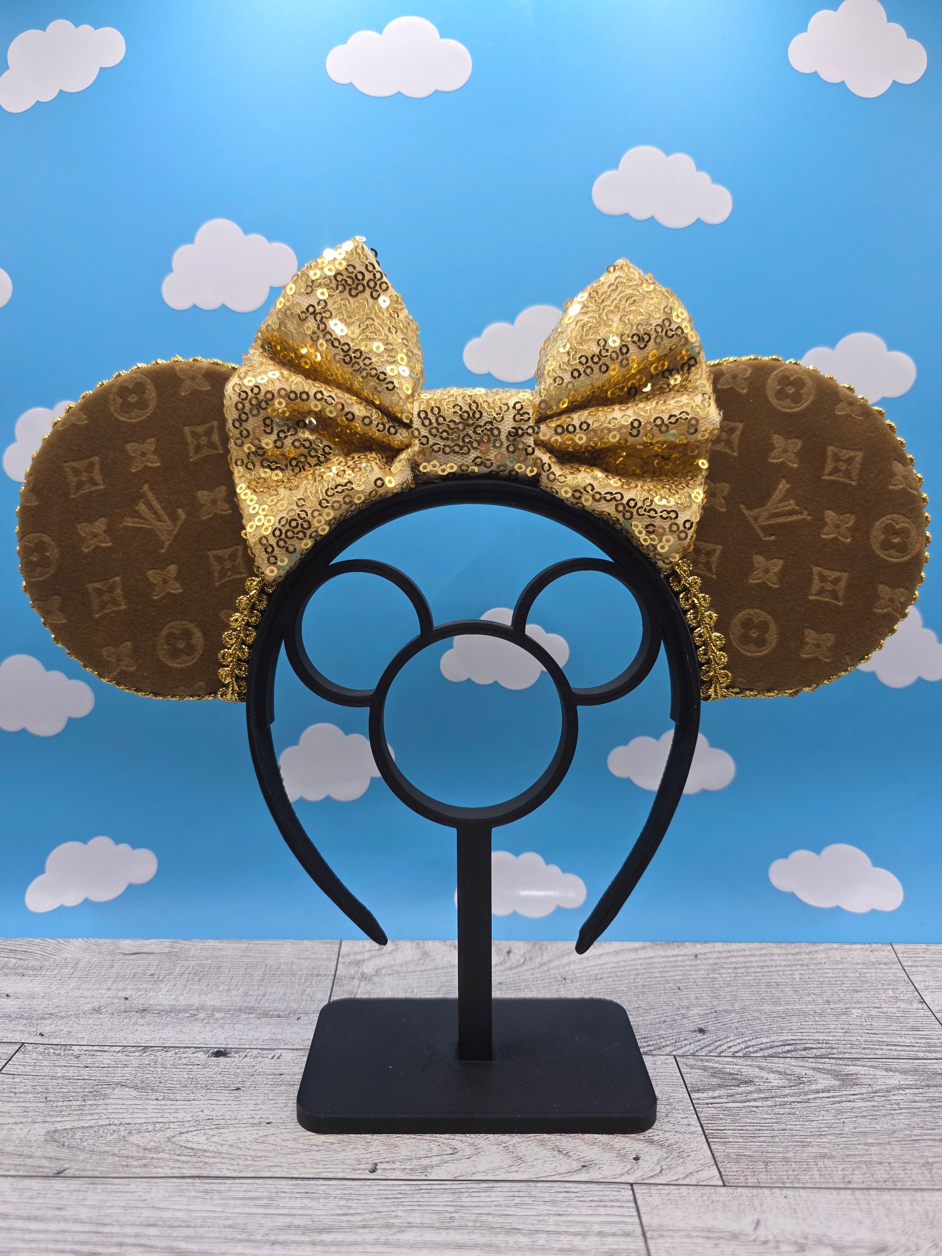 Embossed Velvet LV Ears (Brown)