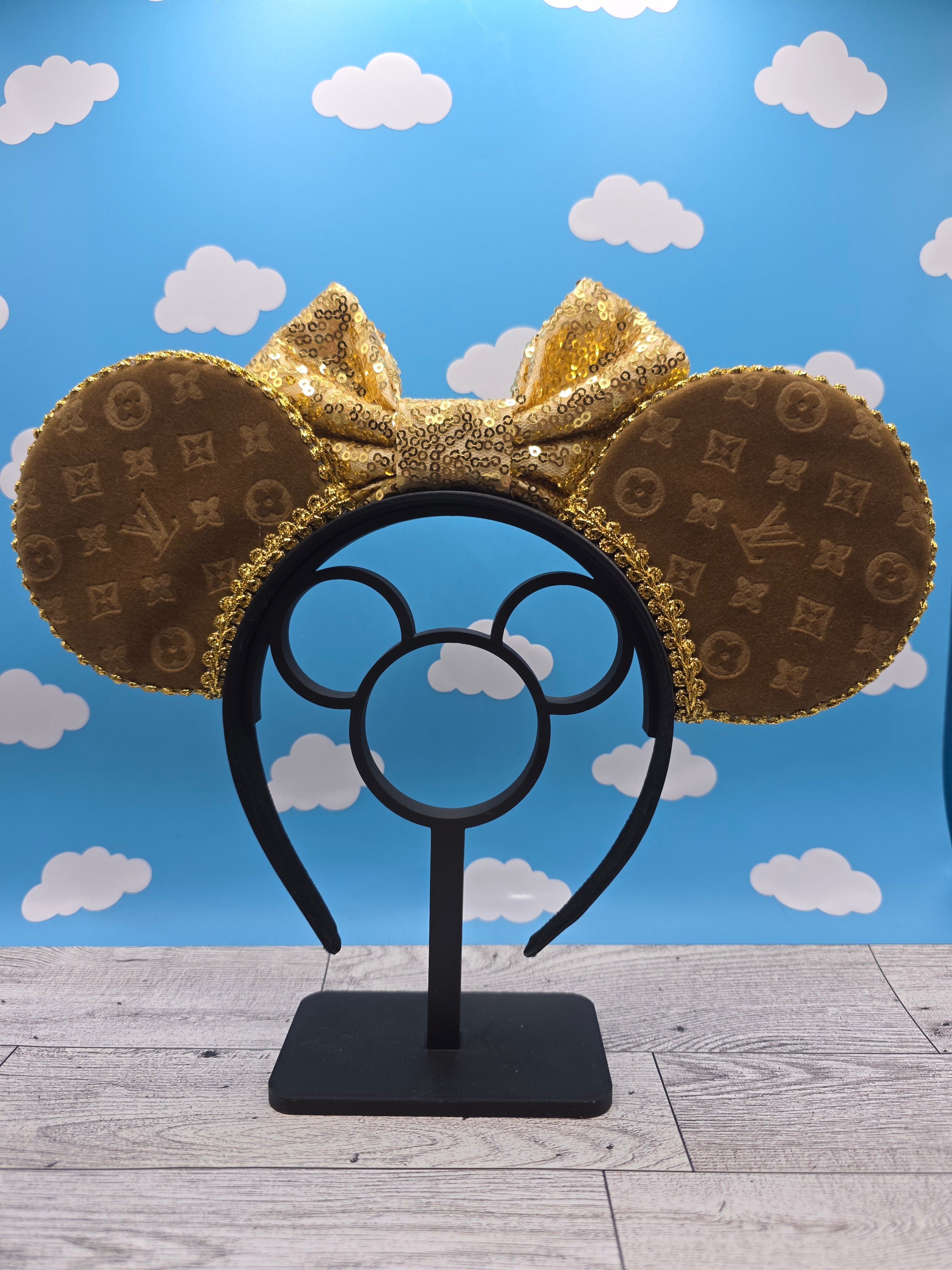 Embossed Velvet LV Ears (Brown)