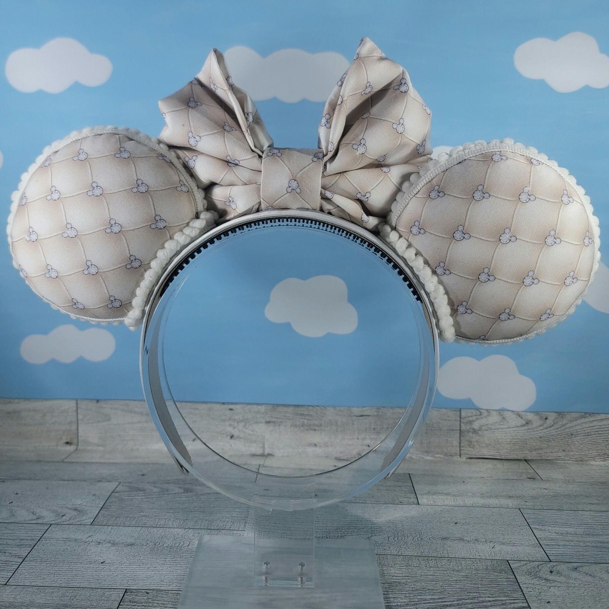 Diamond Tuft Ears