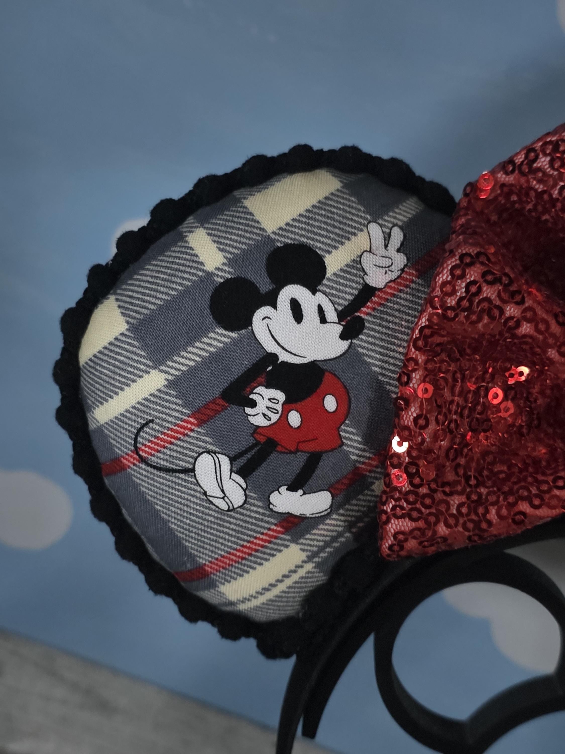 Plaid To Meet You Ears