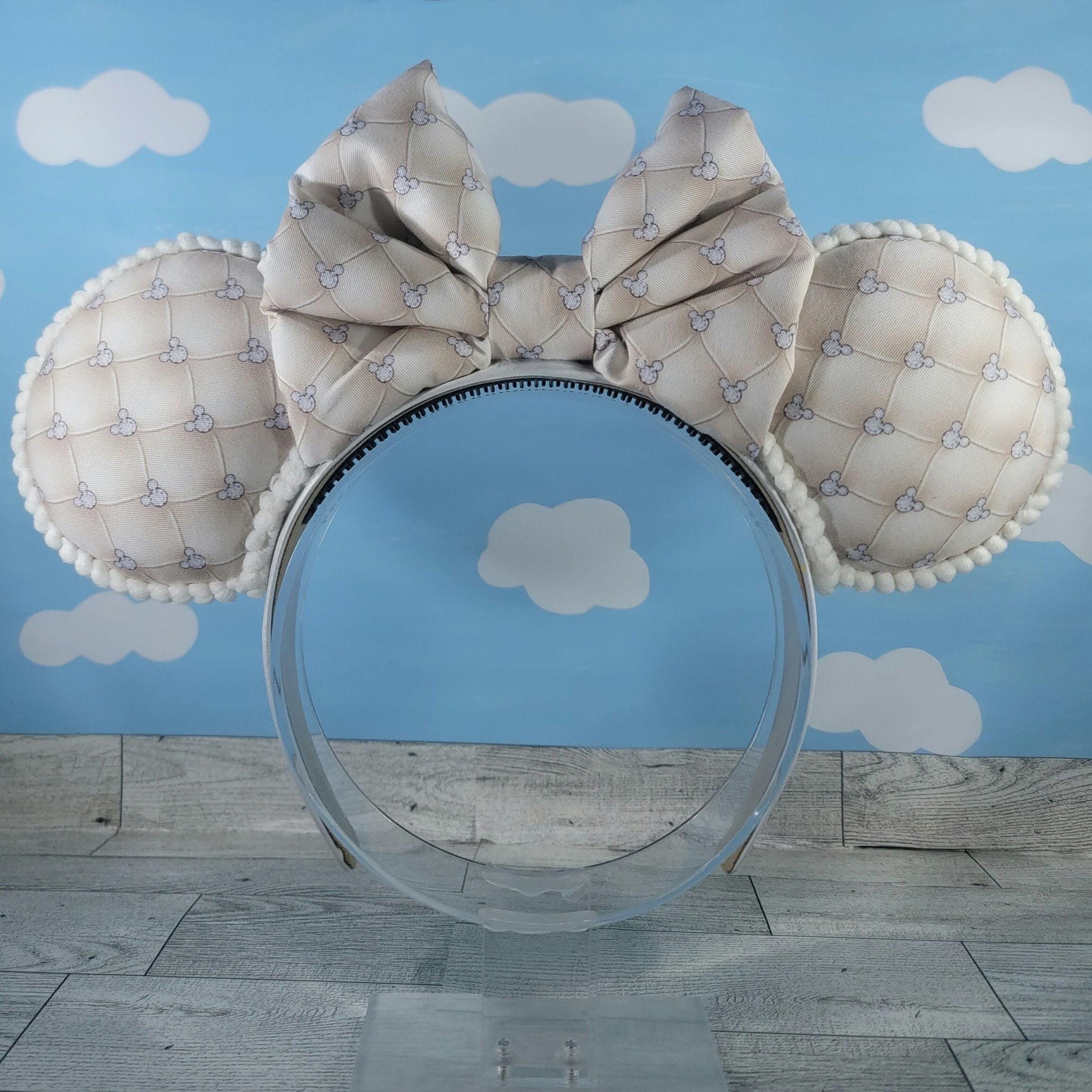 Diamond Tuft Ears