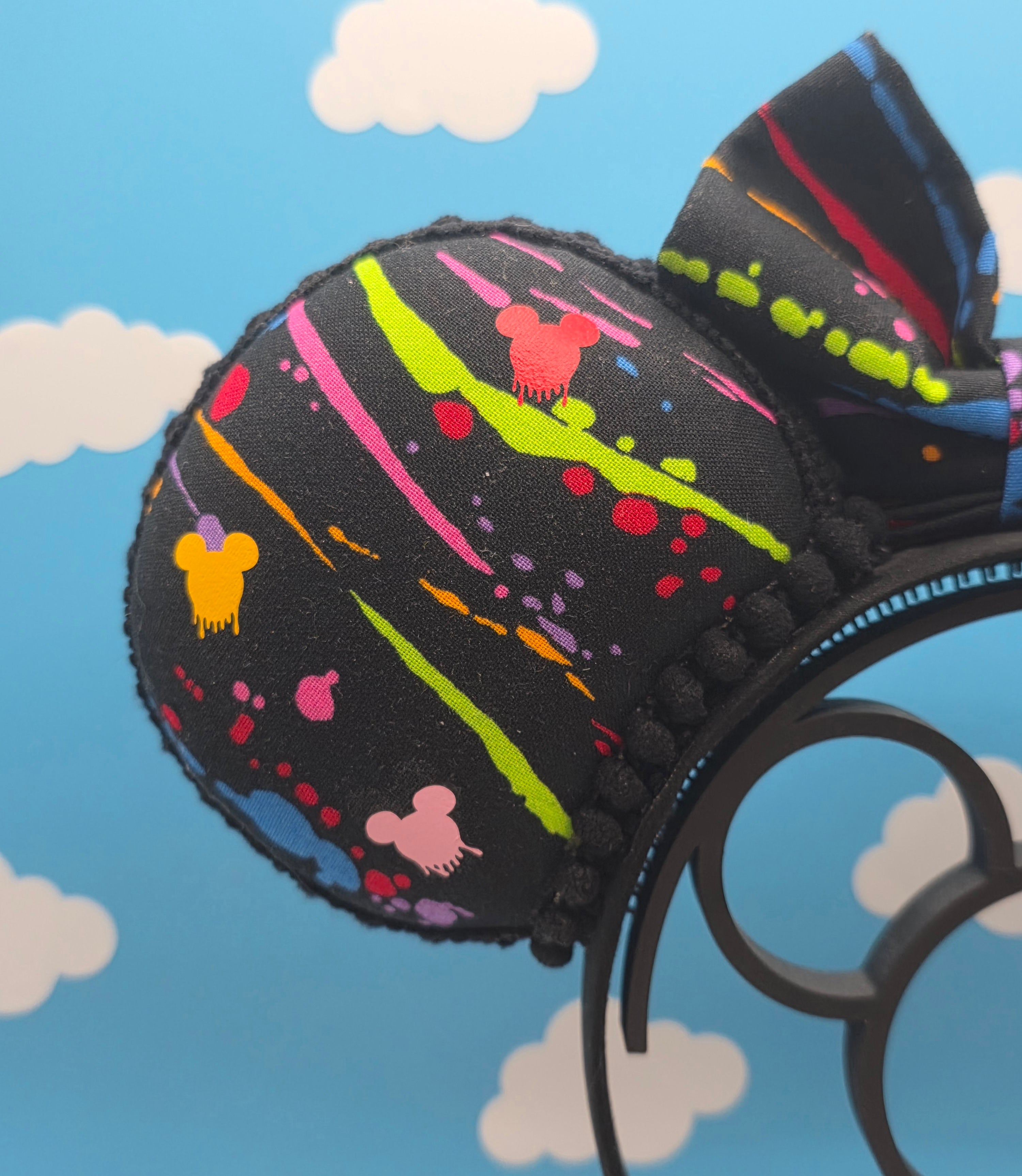 Paint The Magic Mouse Ears